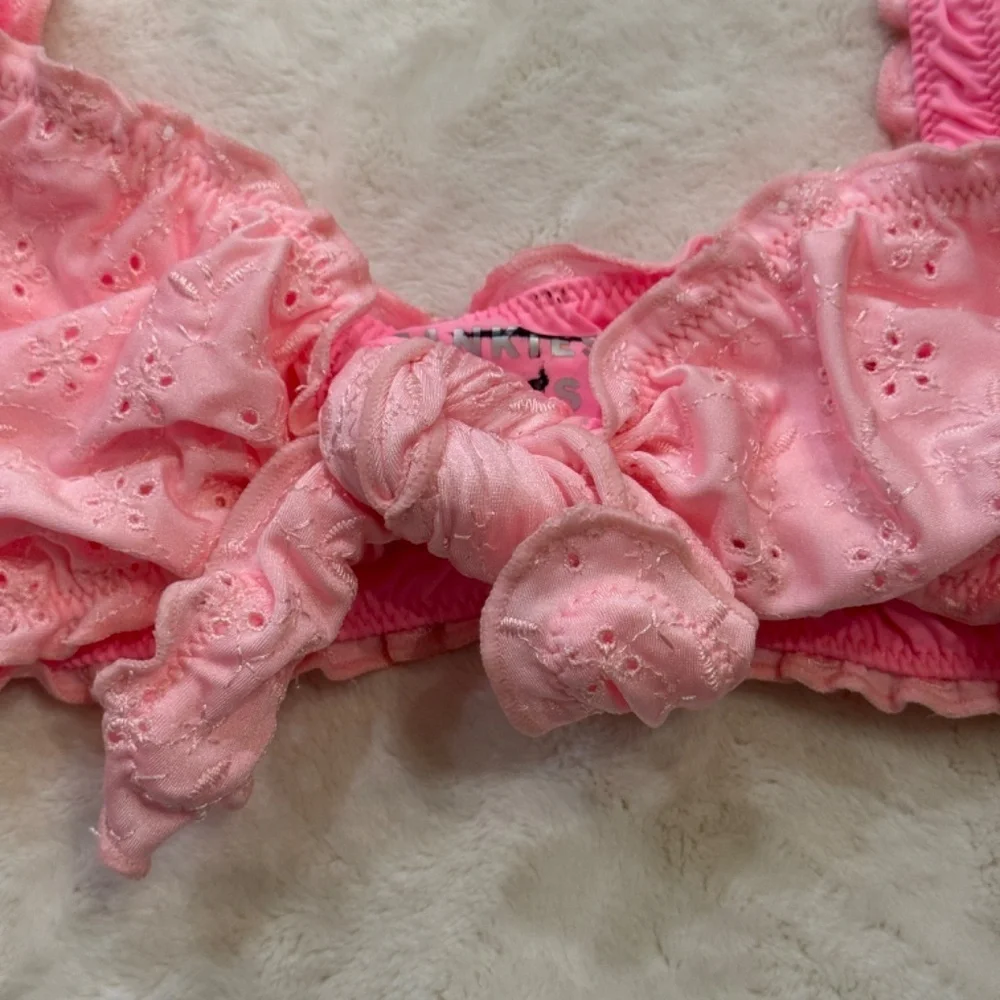 New Frankies Bikinis Colby Eyelet Shine Bikini Top Pink 31044